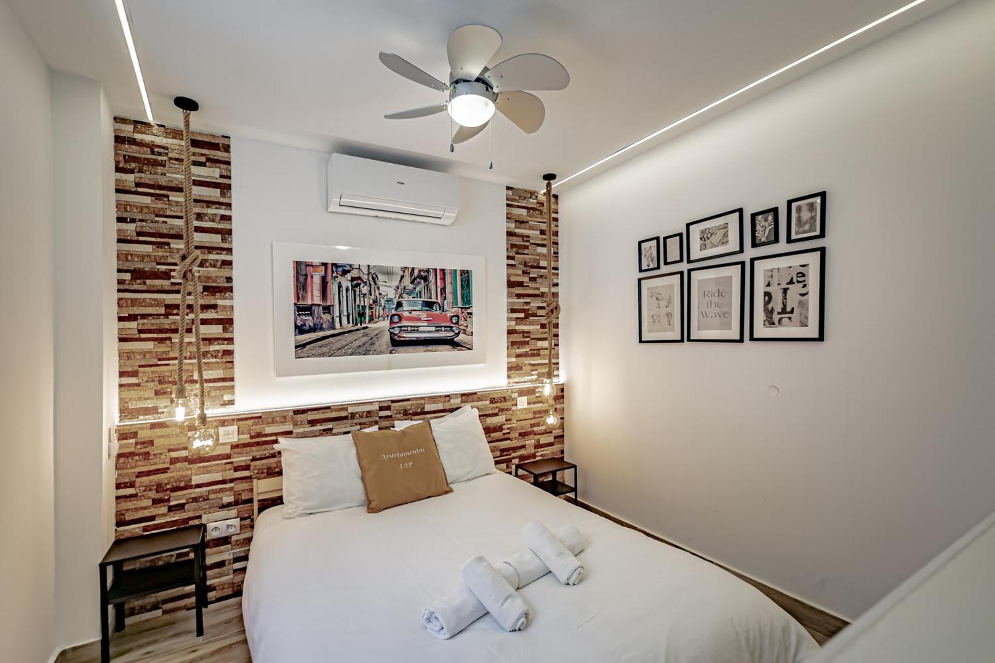 Apartamentos Santiago Cordero มาดริด ภายนอก รูปภาพ